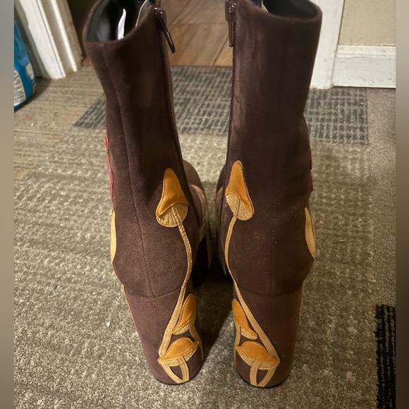 Dolls kill mushroom boots 11 - Picture 6 of 9